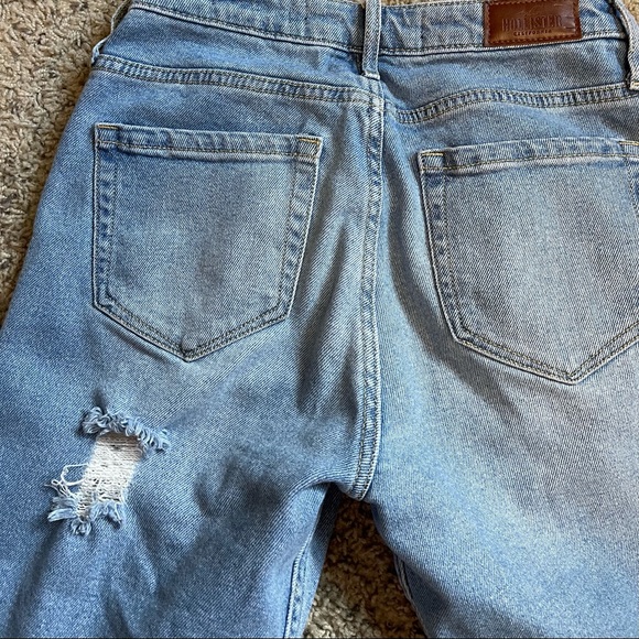 Hollister High Rise Slim Straight Distressed Jeans - Picture 12 of 13